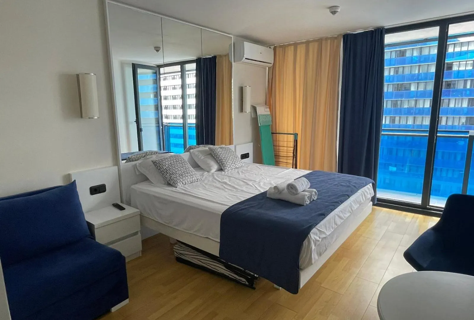 Downtown Centre In Batumi Aparthotel Orbi City N1